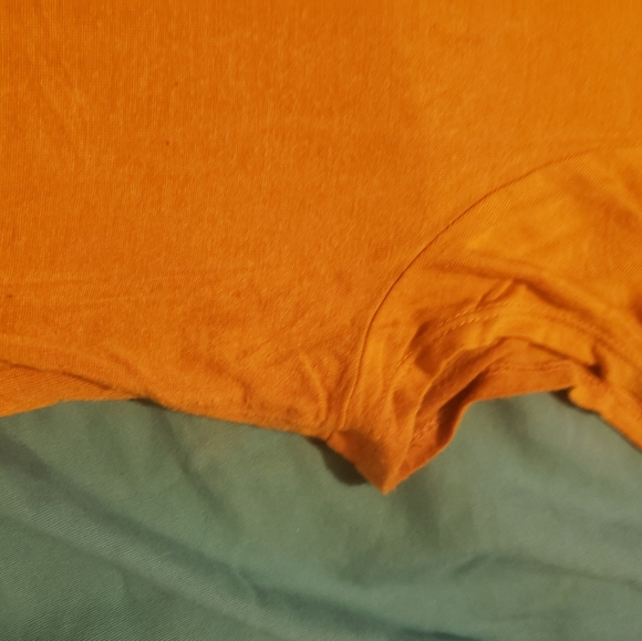 Top - Picture 2 of 6